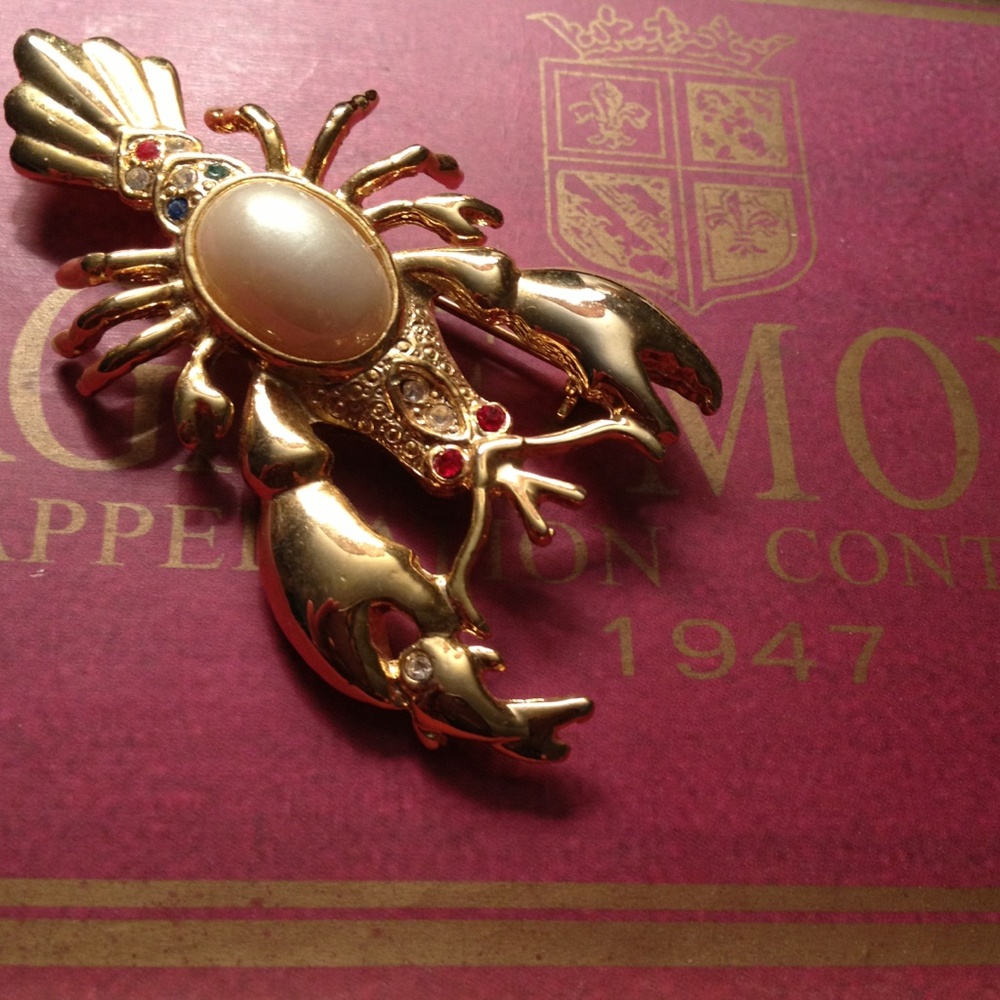 Hamptons Lobster Brooch!